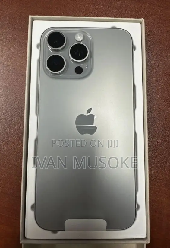 Apple iPhone 15 Pro Max 256 GB