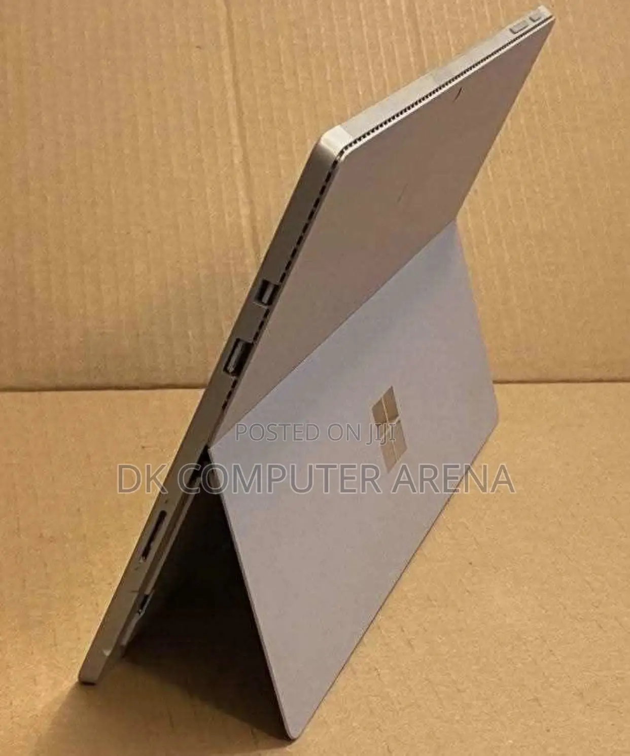 Laptop Microsoft Surface 4GB Intel Atom SSD 128GB