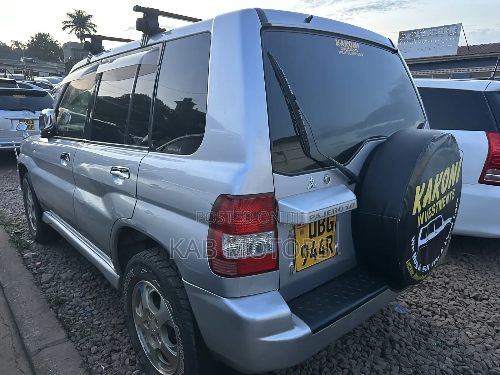 Mitsubishi Pajero IO 2005 Silver
