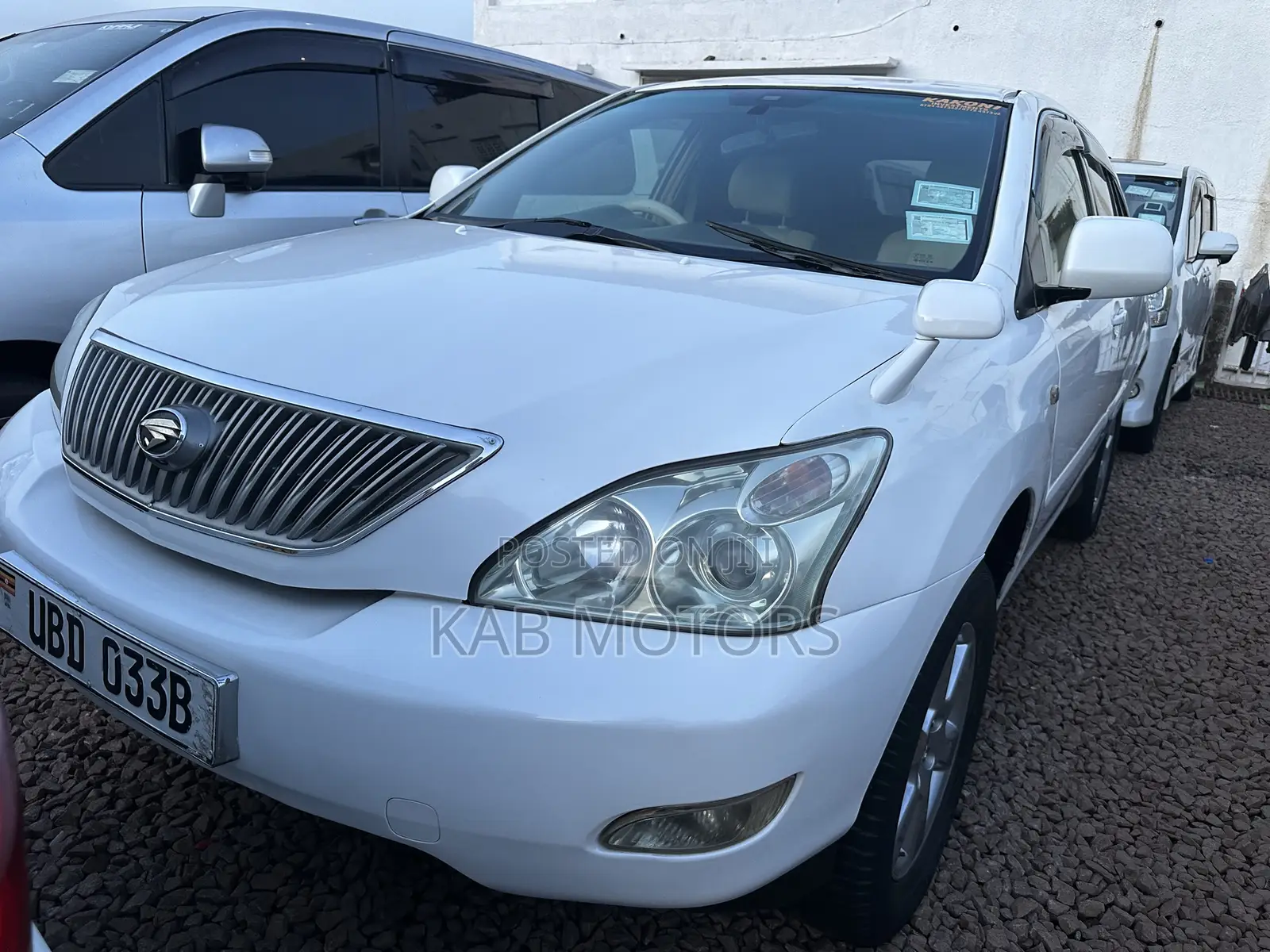 Toyota Harrier 2.4 2008 Off white