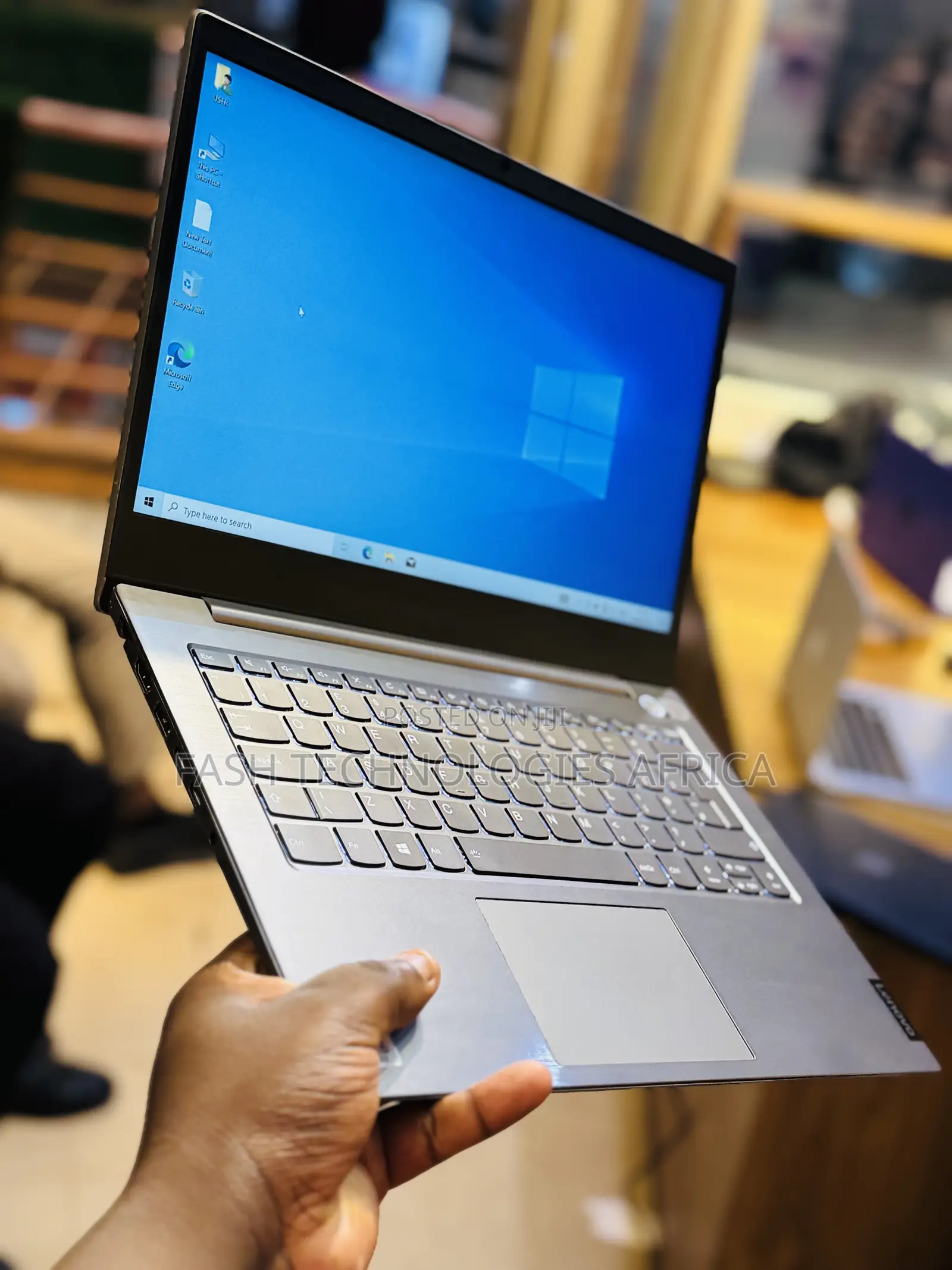 New Laptop Lenovo Thinkbook 14 8GB Intel Core i7 SSD 256GB