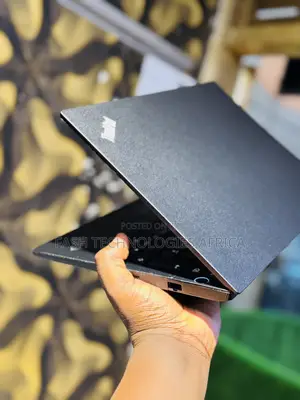 New Laptop Lenovo ThinkPad E14 Gen 4 16GB Intel Core i7 SSD 512GB