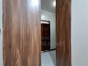 Furnished 5bdrm Villa in Kira for sale
