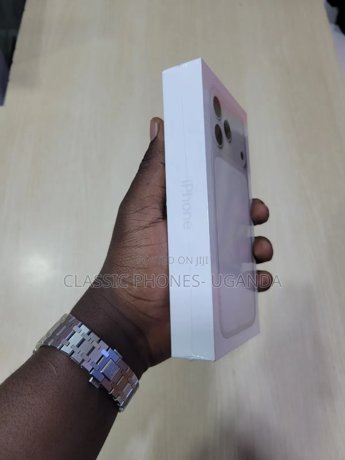 New Apple iPhone 16 Pro Max 256 GB Gold
