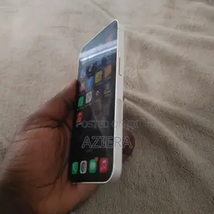 Apple iPhone 13 128 GB White