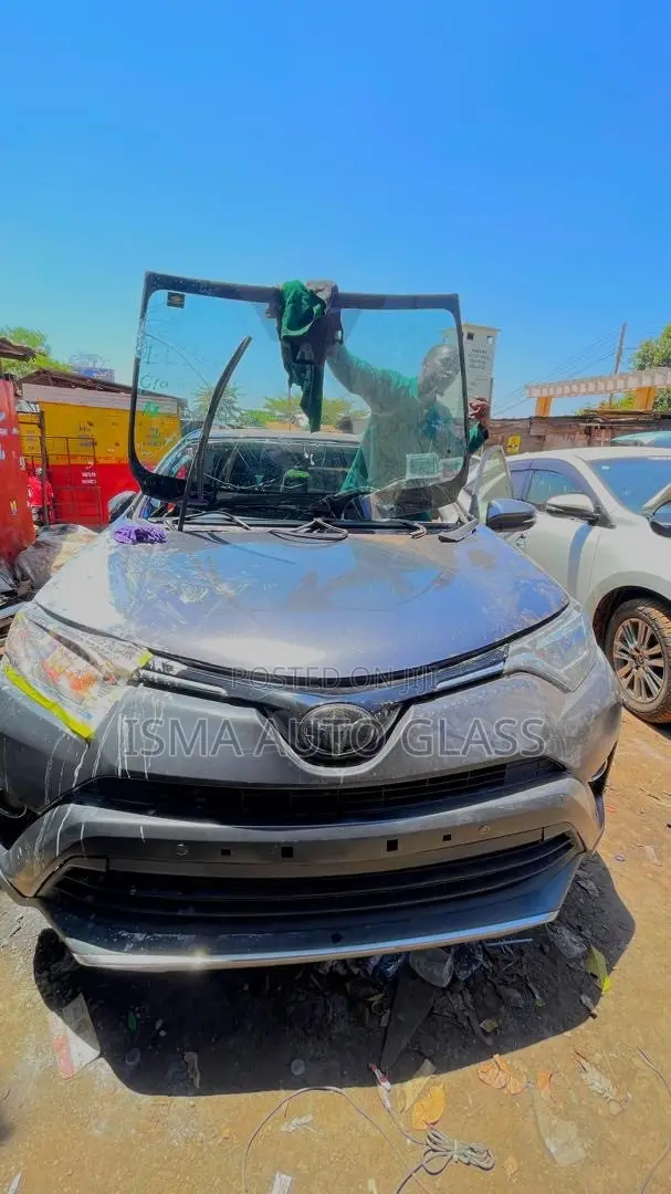 Windscreen Glass Rav 4 New Model