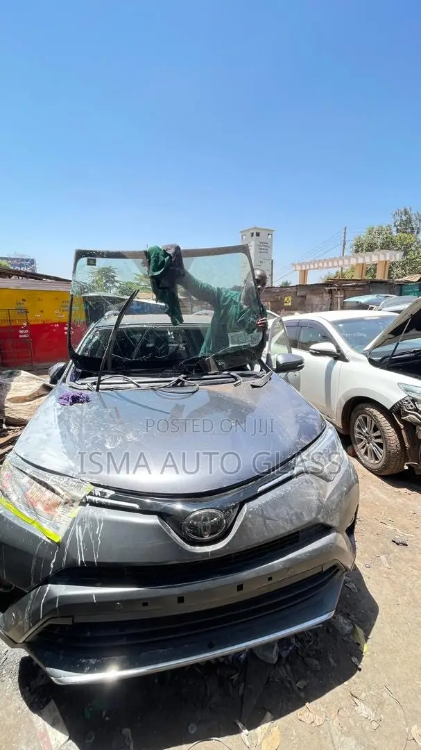 Windscreen Glass Rav 4 New Model