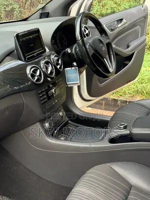 Mercedes-Benz A-Class 2016 White