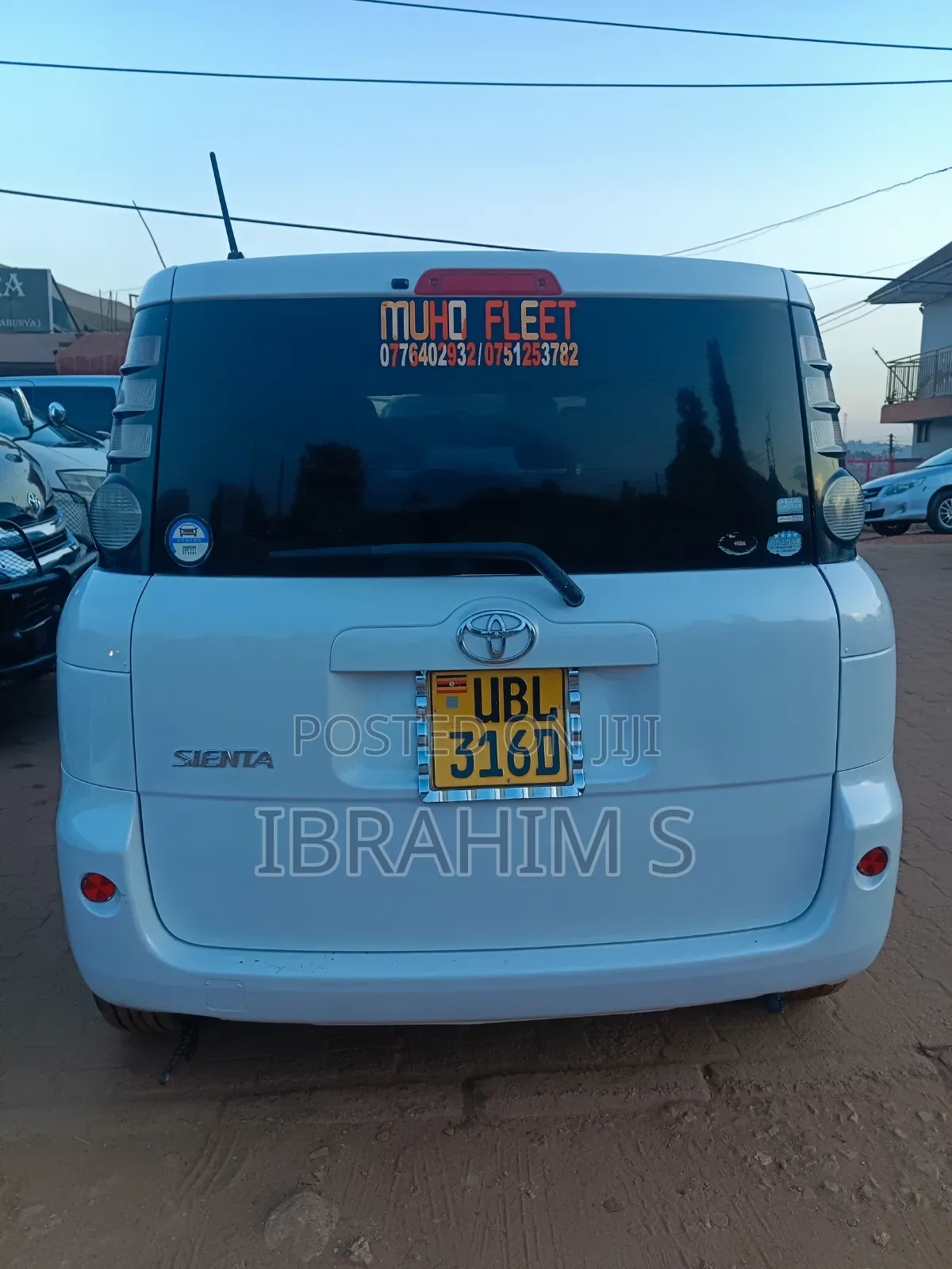 Toyota Sienta 2009 White