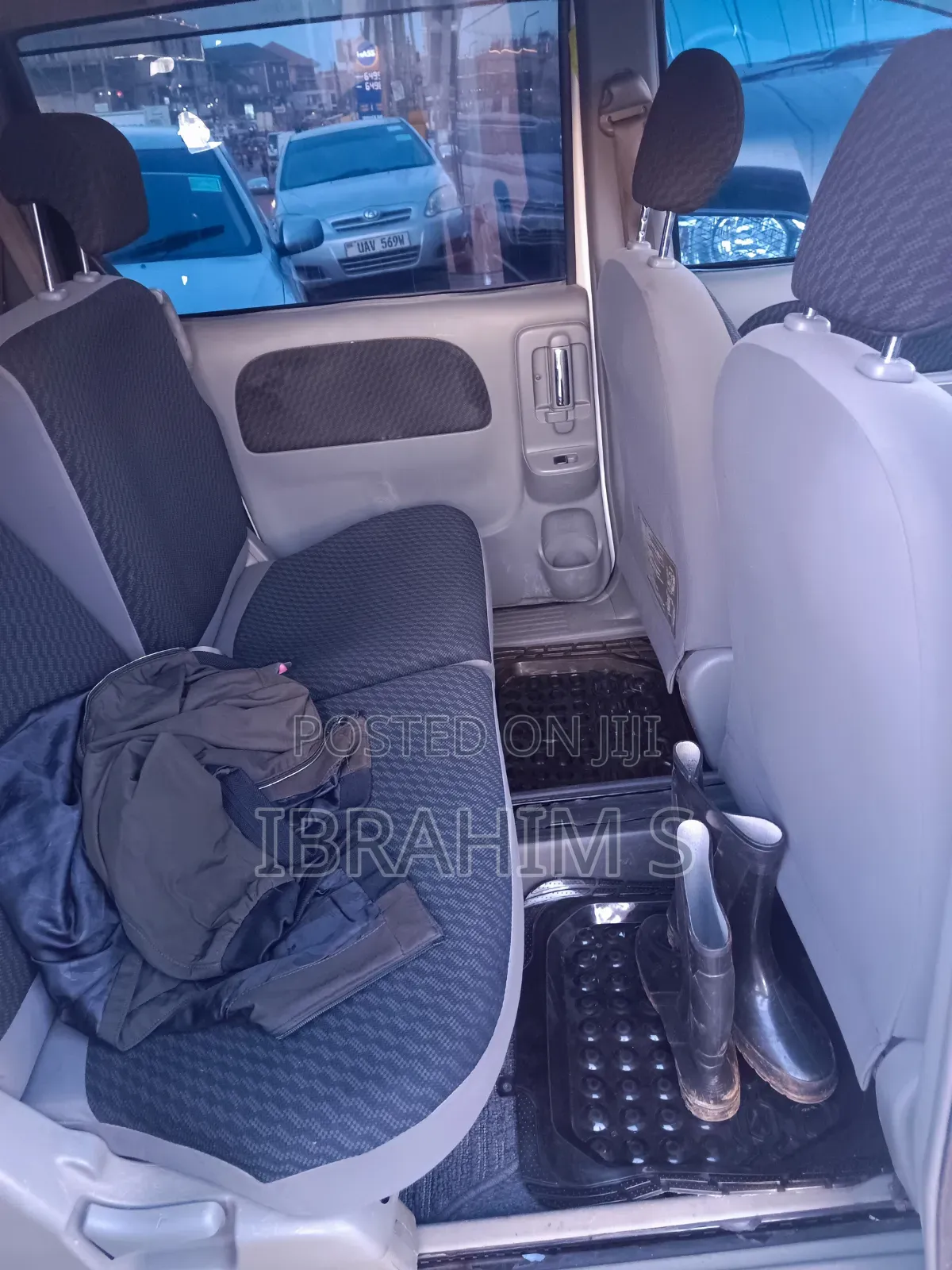 Toyota Sienta 2009 White