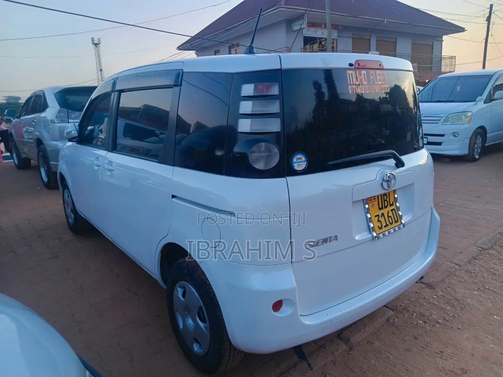 Toyota Sienta 2009 White