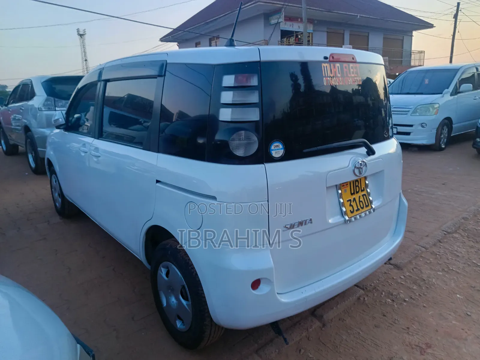 Toyota Sienta 2009 White