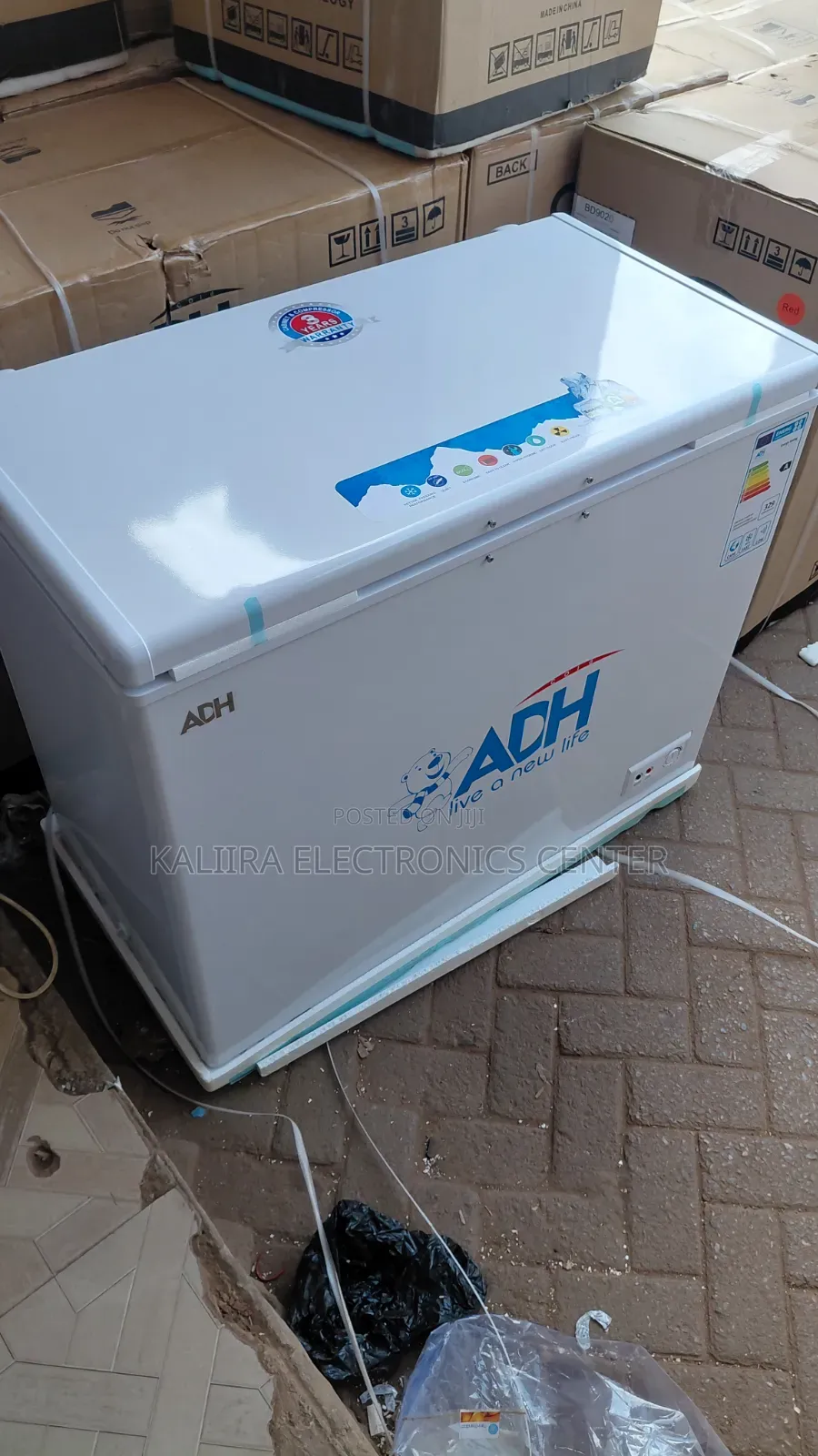 White Colour Freezer