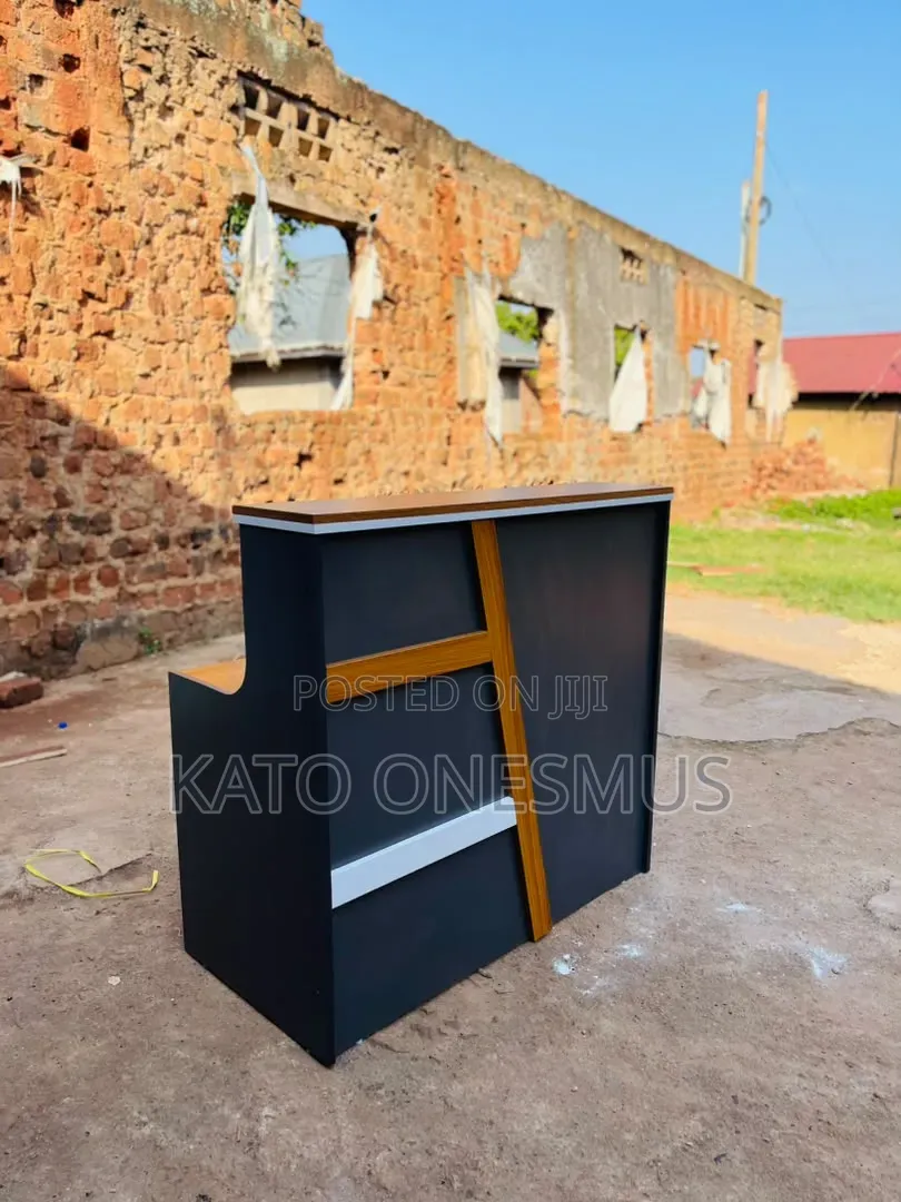 Small Size Reception Desk