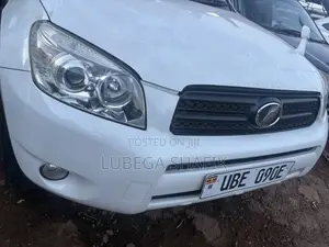 Toyota RAV4 2009 White