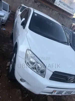 Toyota RAV4 2009 White