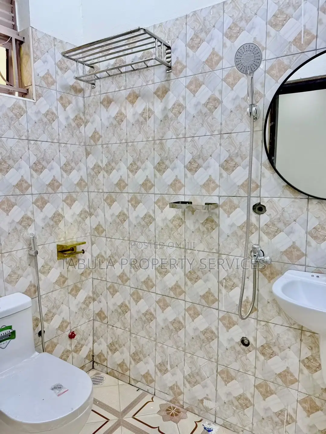 3bdrm House in Sanda Residental, Wakiso / Wakiso for sale