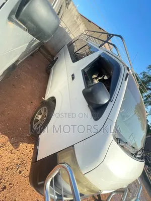 Toyota HiAce 2008 White