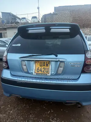 Toyota Nadia 2001 Blue