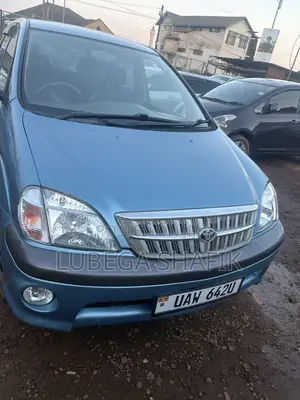 Toyota Nadia 2001 Blue