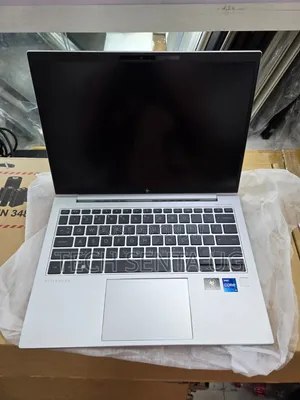 New Laptop HP EliteBook 830 G9 16GB Intel Core i5 SSD 256GB