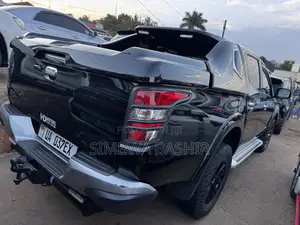 Mitsubishi L200 2018 Black