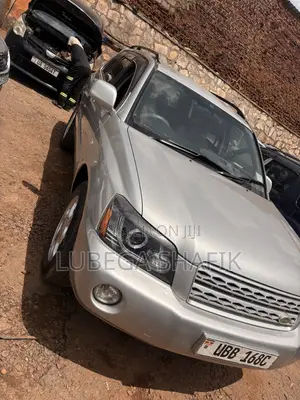 Toyota Kluger 2007 Silver