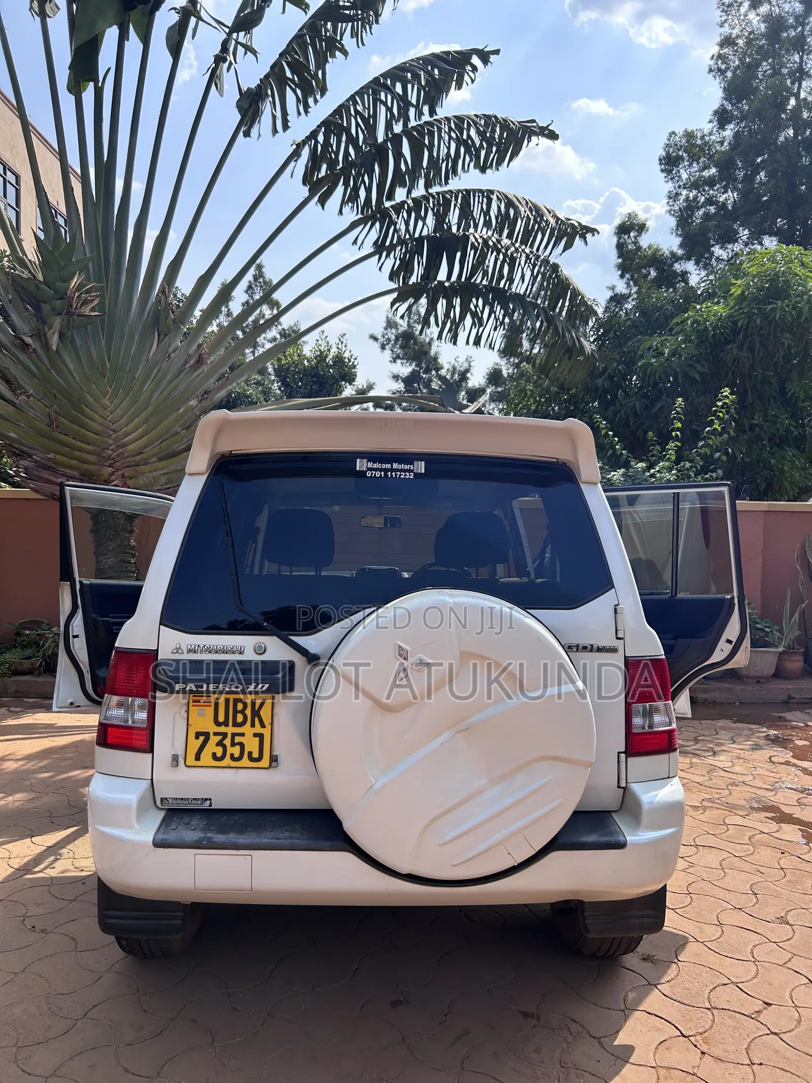 Mitsubishi Pajero IO 2004 White