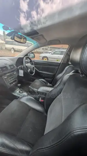 Toyota Avensis 2.4 VVT-i Executive 2006 Silver