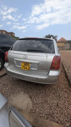Toyota Avensis 2.4 VVT-i Executive 2006 Silver