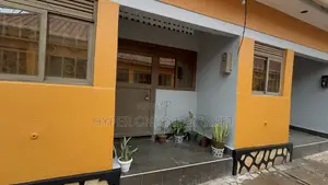 1bdrm House in Kira for rent