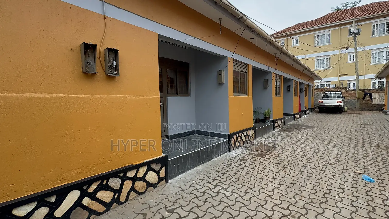 1bdrm House in Kira for rent