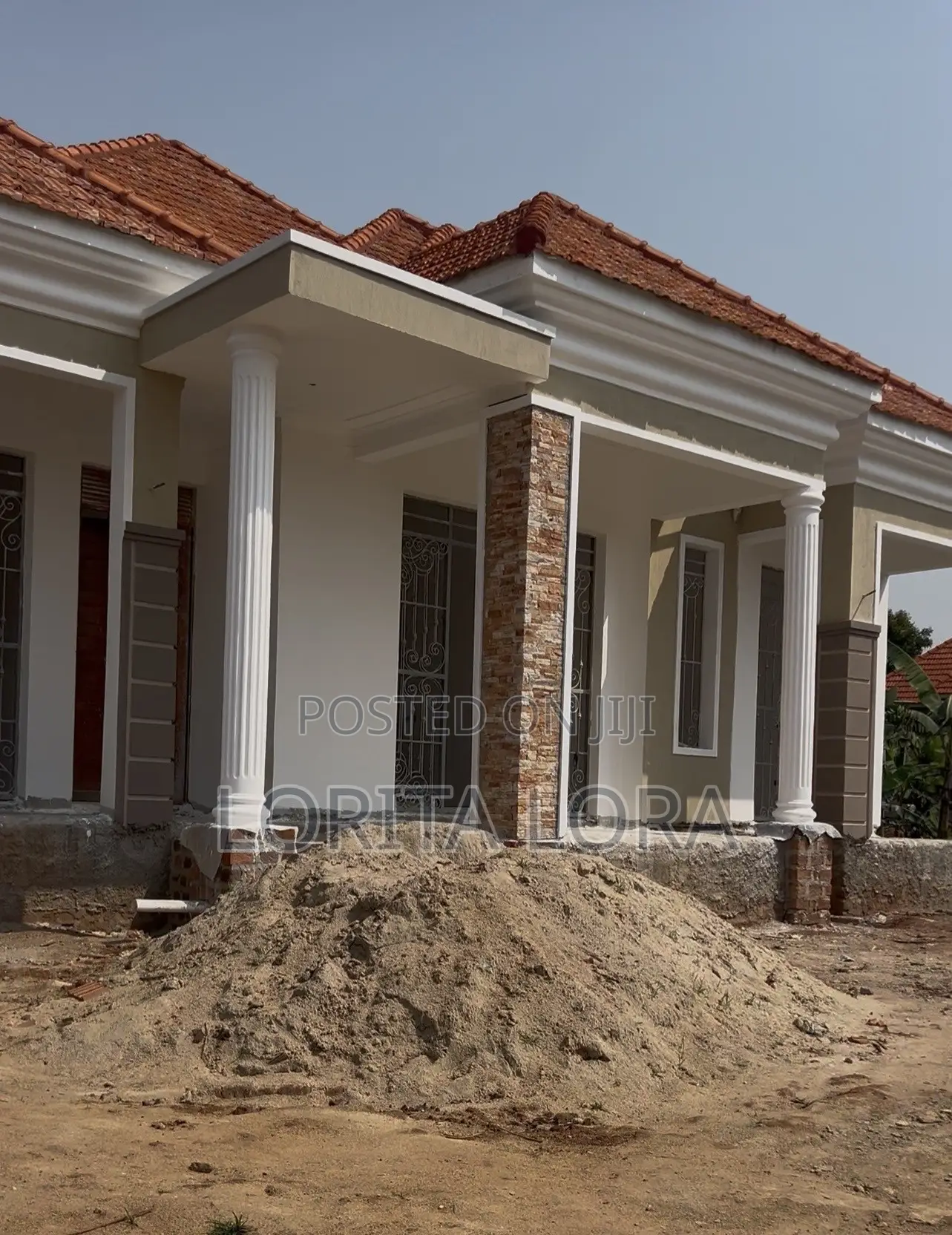 4bdrm Bungalow in Central Division for sale