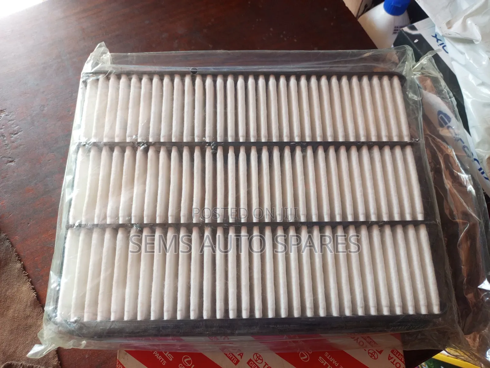 Air Cleaner Landcruiser Prado.