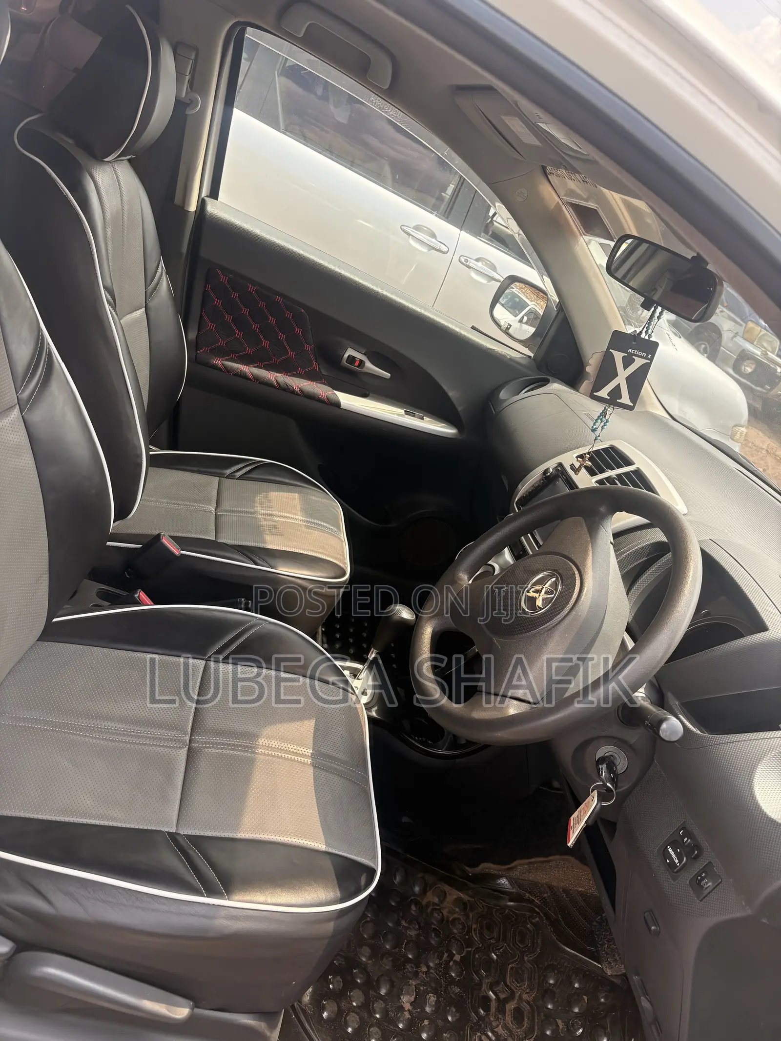 Toyota IST 2008 White