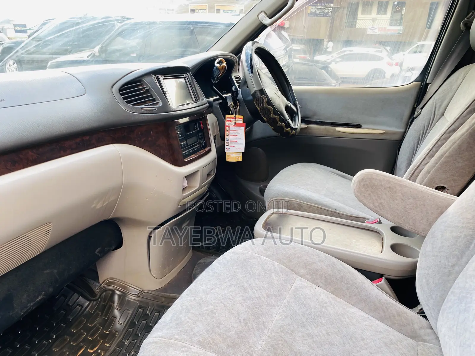 Toyota HiAce 2001 Silver