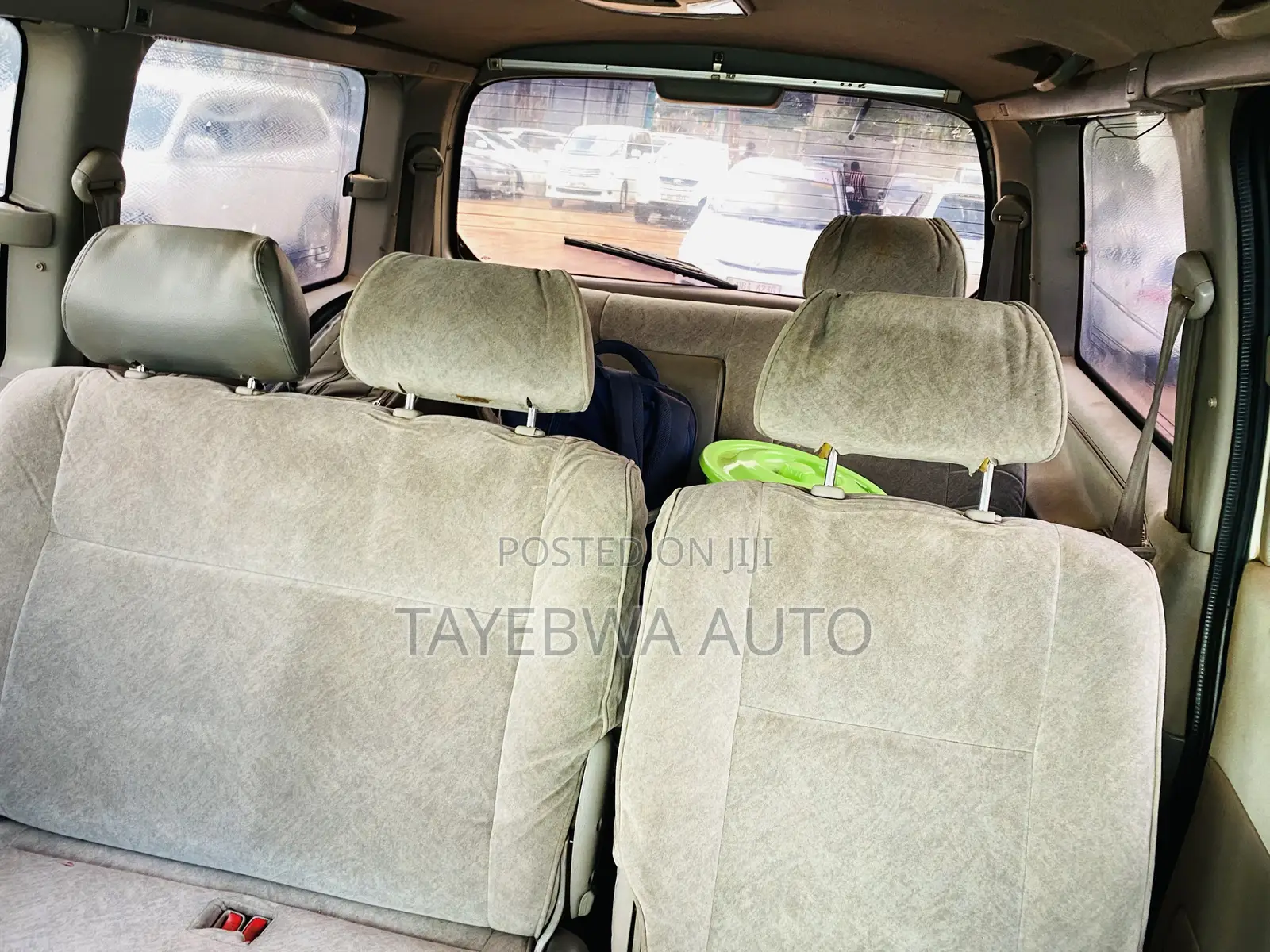 Toyota HiAce 2001 Silver