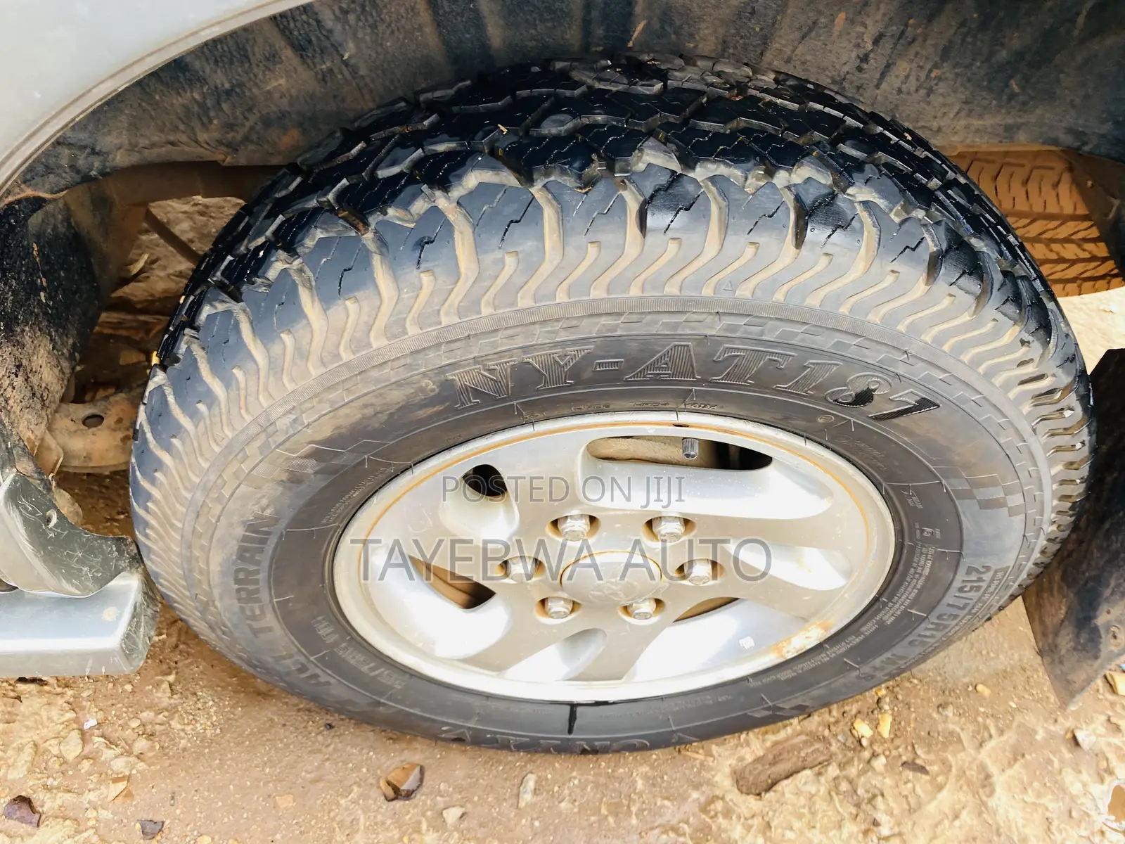 Toyota HiAce 2001 Silver