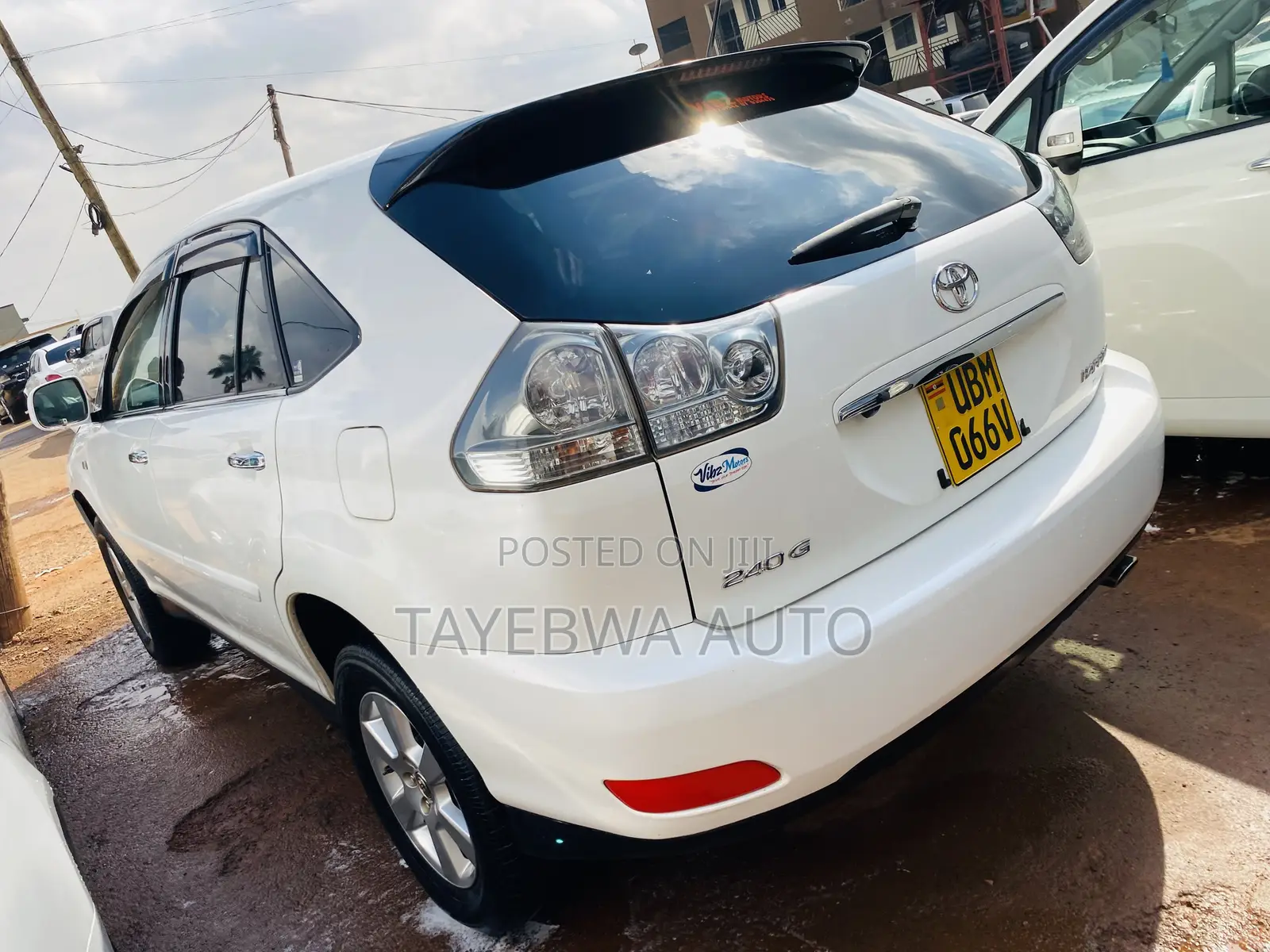 Toyota Harrier 2010