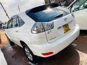 Toyota Harrier 2010