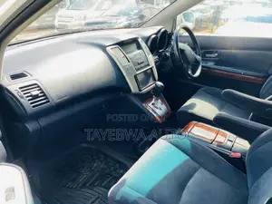 Toyota Harrier 2010