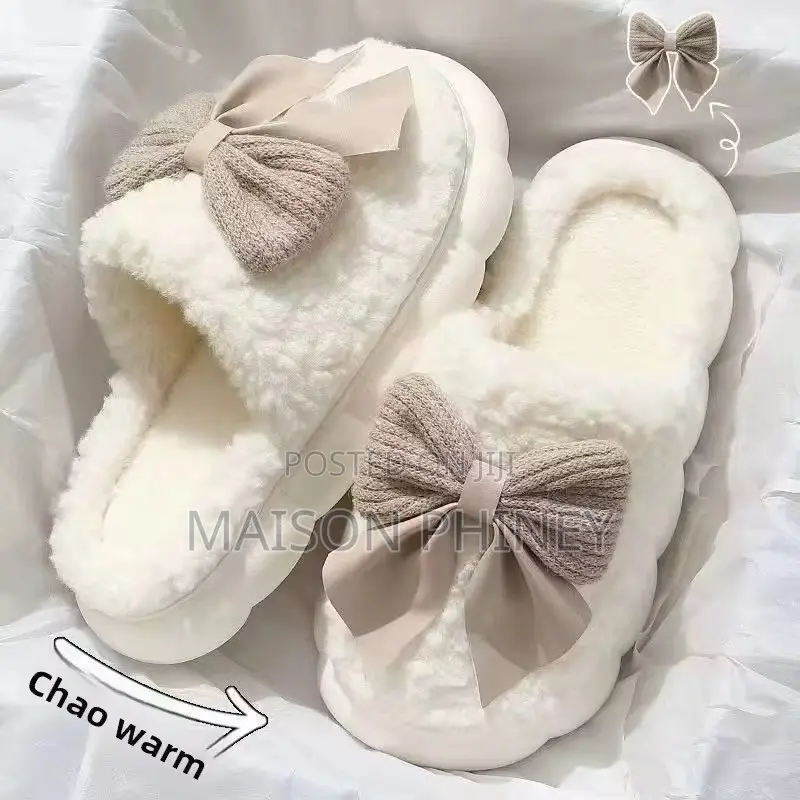 Classic Cozy Fluffy in Door Shoes