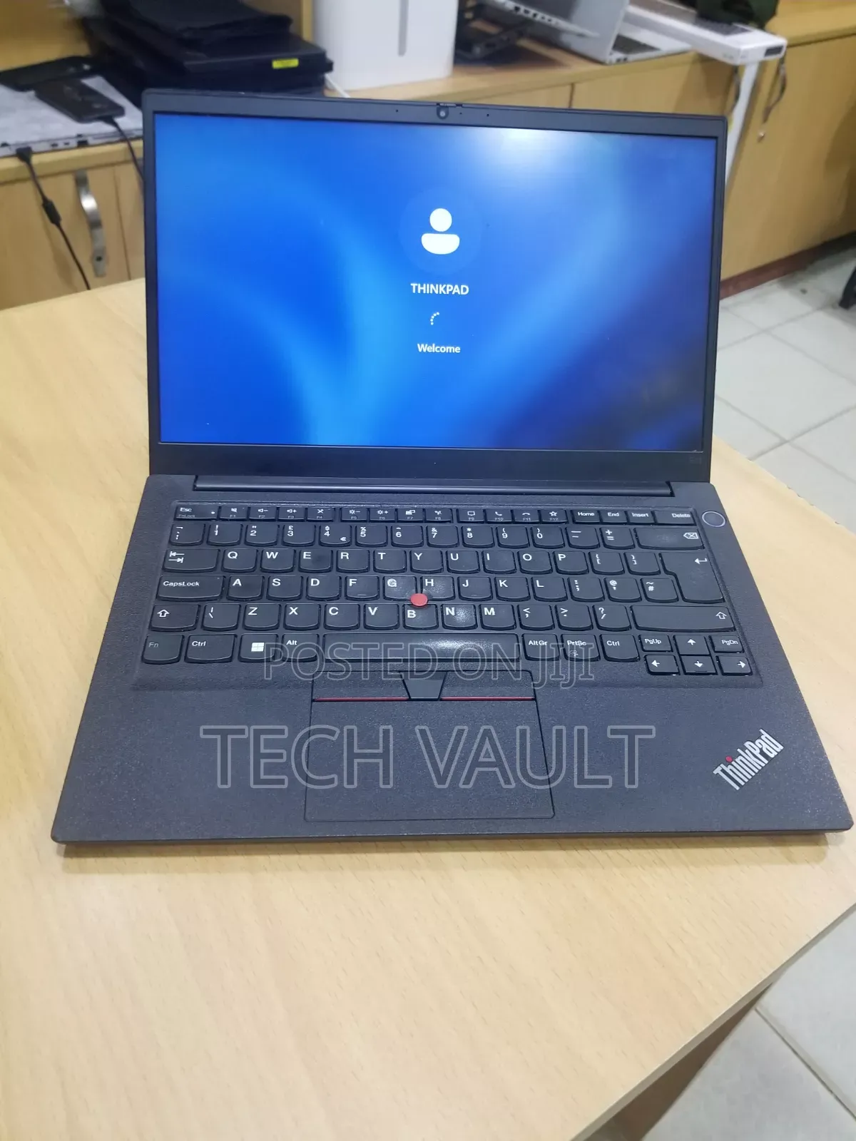New Laptop Lenovo ThinkPad E14 Gen 4 16GB Intel Core i7 SSD 512GB