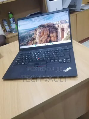 New Laptop Lenovo ThinkPad E14 Gen 4 16GB Intel Core i7 SSD 512GB
