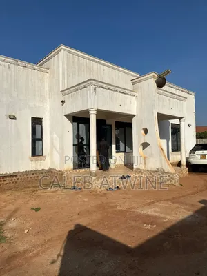 4bdrm Bungalow in Kiti Estate, Central Division for sale