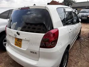 Toyota Corolla Spacio 2005 White