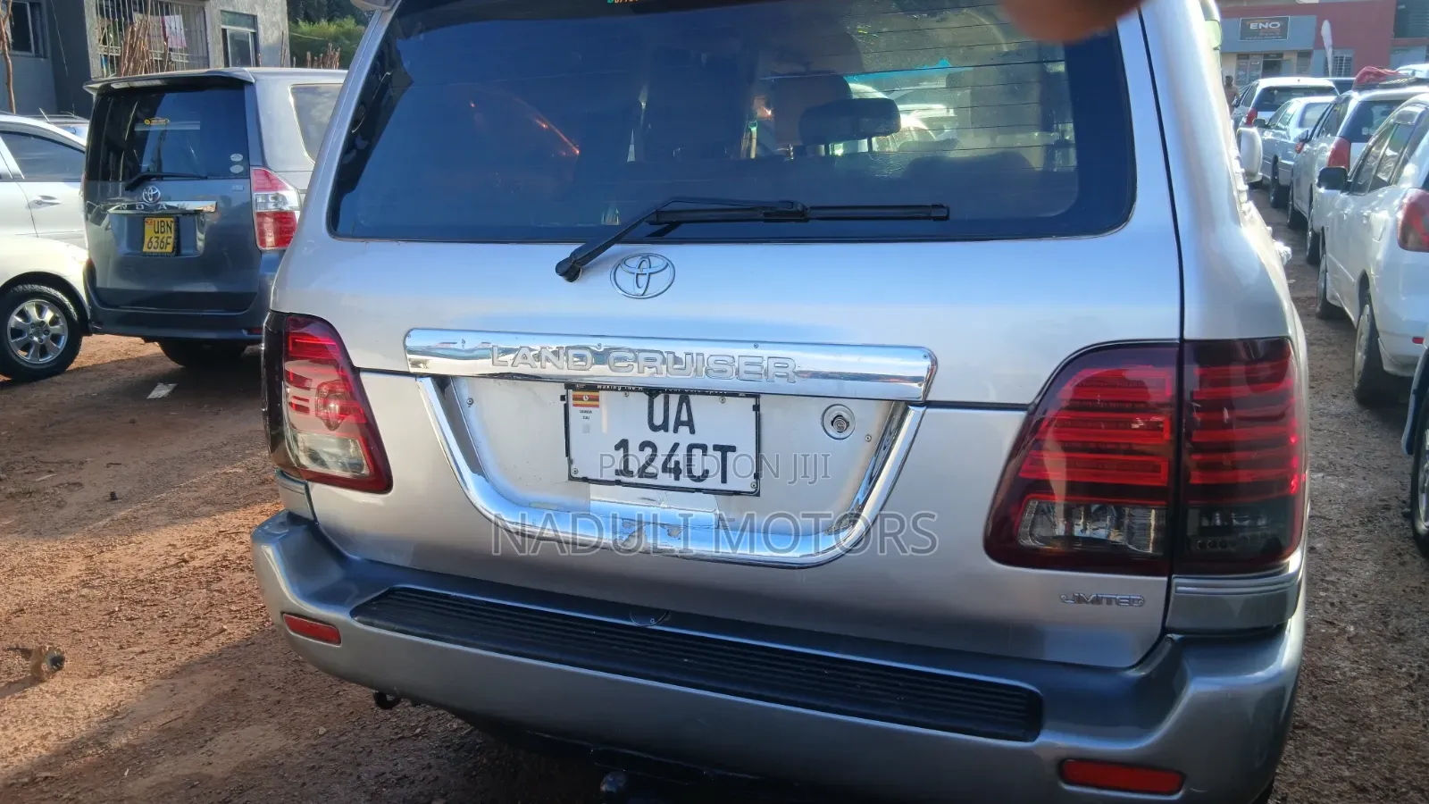 Toyota Land Cruiser 2010 Silver