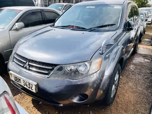 Mitsubishi Outlander 2.4 2009 Gray