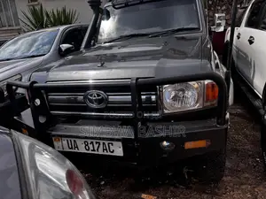 Toyota Land Cruiser 2017 Gray