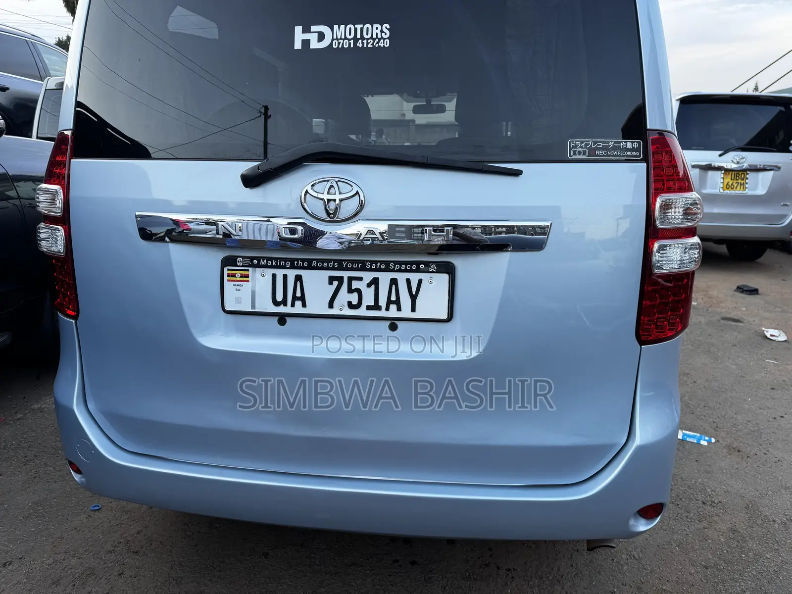 Toyota Noah 2011 Blue